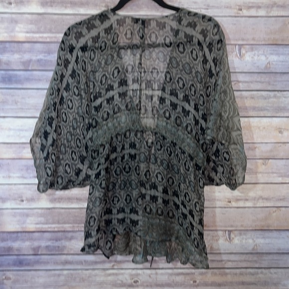 ⭐️ Nordstrom Bellatrix silk kimono XS/S - Picture 5 of 6